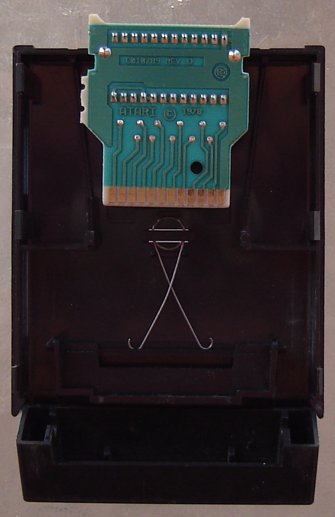 Atari 2600 Cart Inside 03.jpg