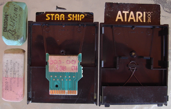Atari 2600 Cart Inside 02.jpg