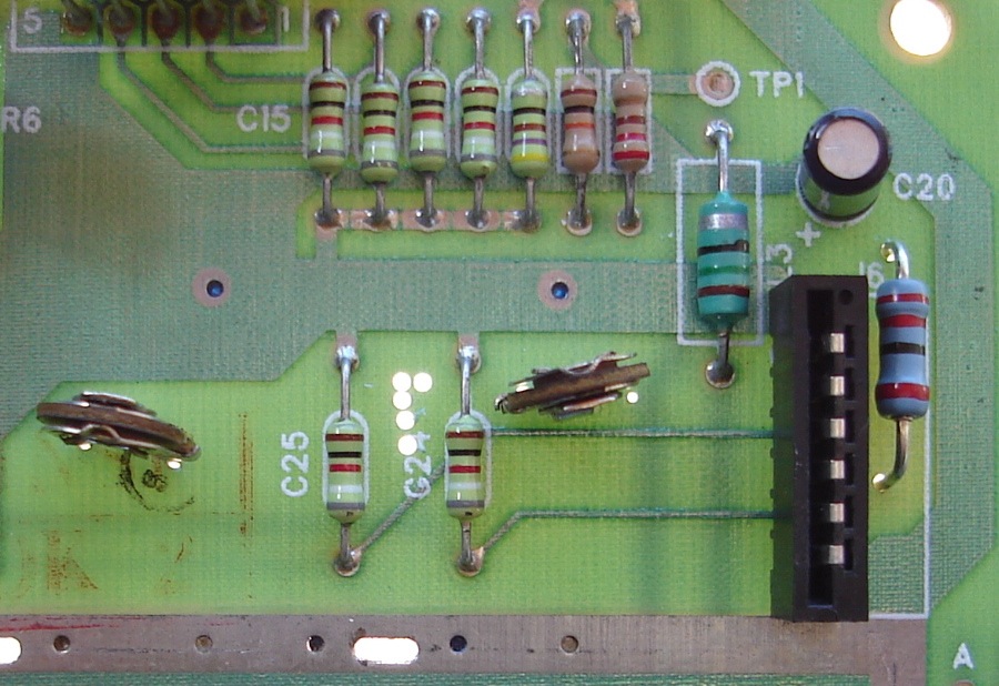 Atari 2600 JR PCB Composite Mod Closeup 01.jpg